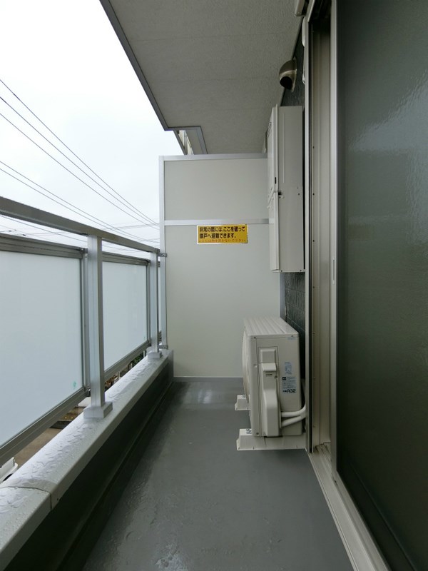 バルコニー　※写真は反転タイプのものとなります