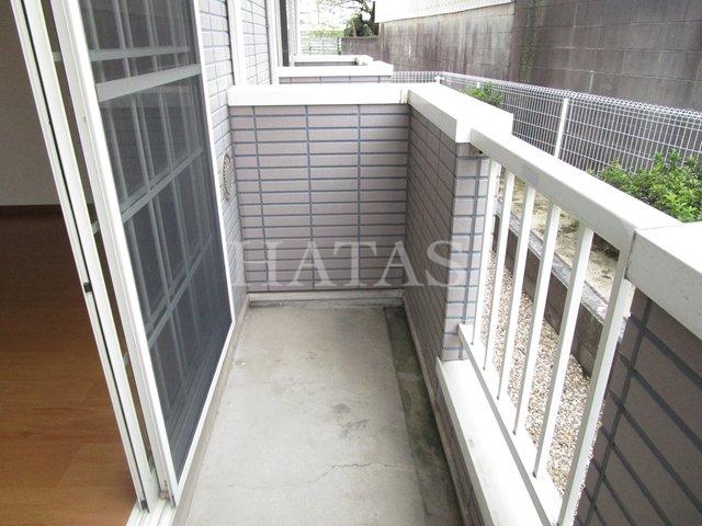 バルコニー　同物件別部屋です。