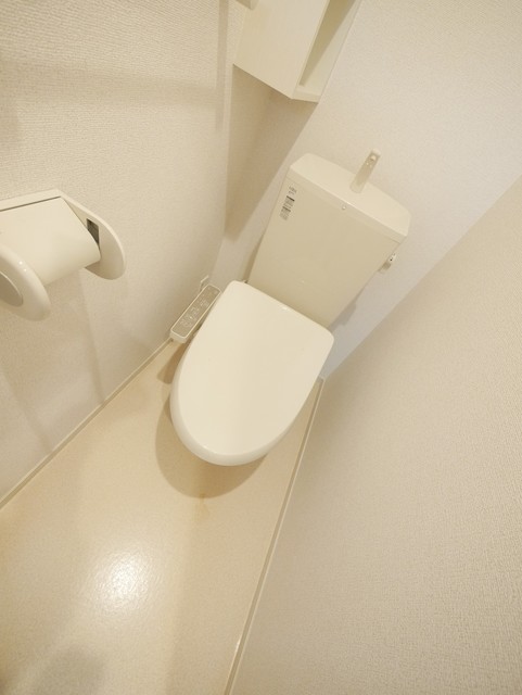 トイレ　★人気の温水洗浄便座付のトイレです★