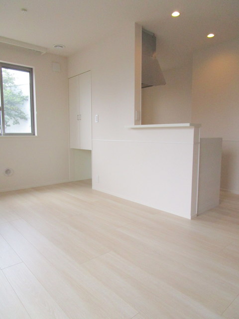 居室・リビング　★床暖房付きリビング★