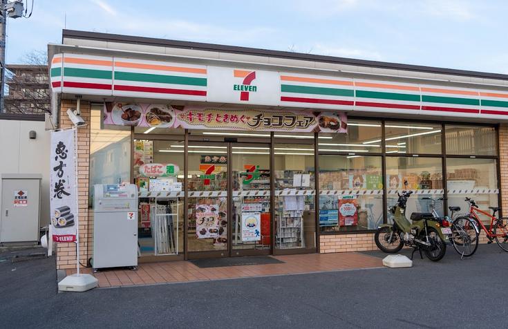 コンビニ　セブンイレブン 東船橋1丁目店（コンビニ）まで335m