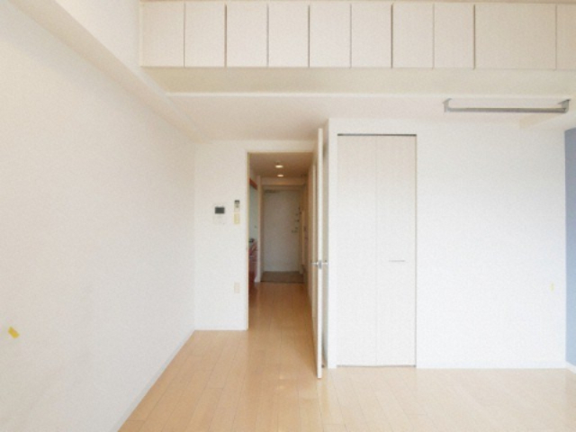 その他部屋・スペース　開放的な寝室です