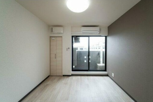 居室・リビング　※他の号室写真になります。