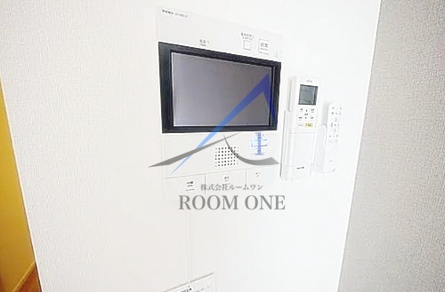 セキュリティ　モニター付きインターホンです。
