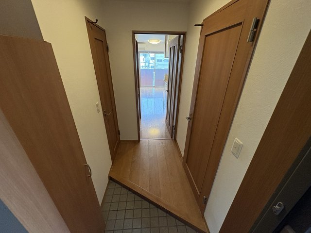 玄関　シンプルで使いやすい玄関です