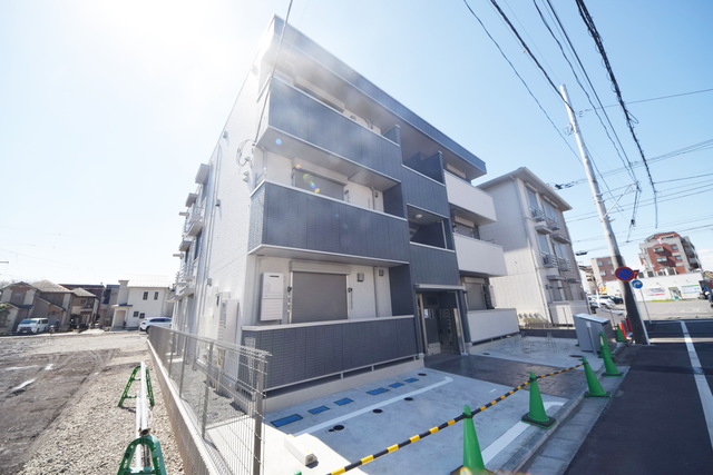 建物外観　～どかん～