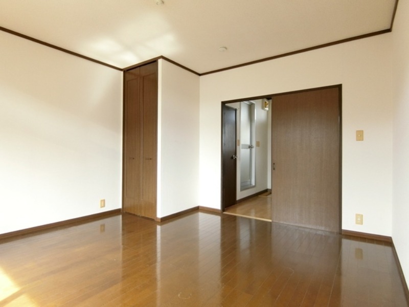 居室・リビング　図面と現状に相違がある場合には現状を優先