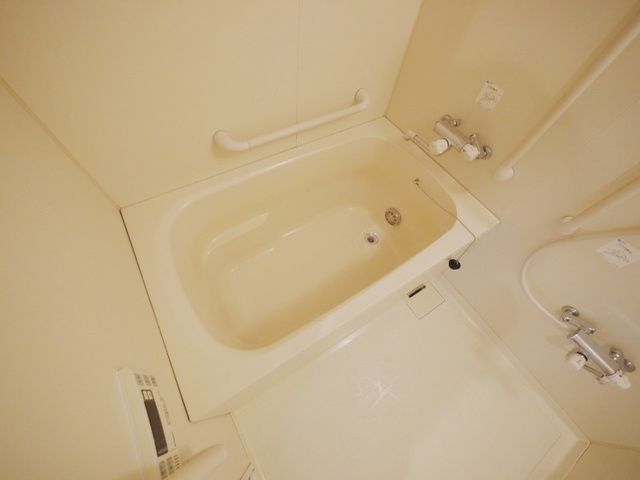 バス・シャワールーム　★詳細はタウンハウジングへ♪TEL042-775-6400★