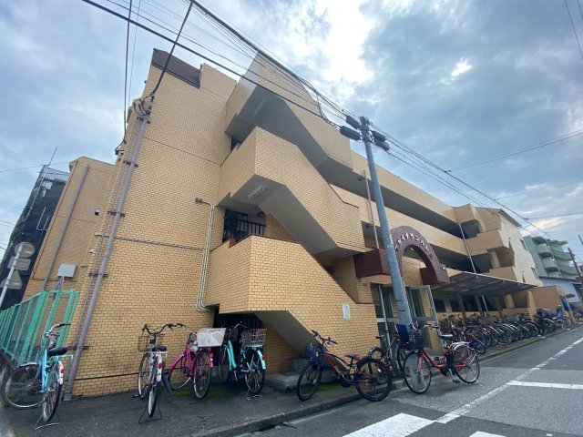 建物外観　外観は落ち着いています