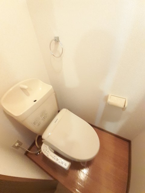 トイレ　トイレ