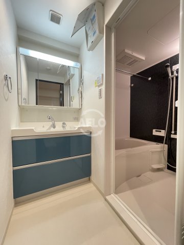 洗面設備　リバーサイド道頓堀西　脱衣所