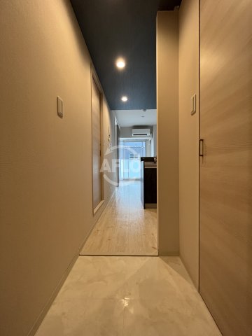 玄関　アイボリーポワント難波WEST　玄関