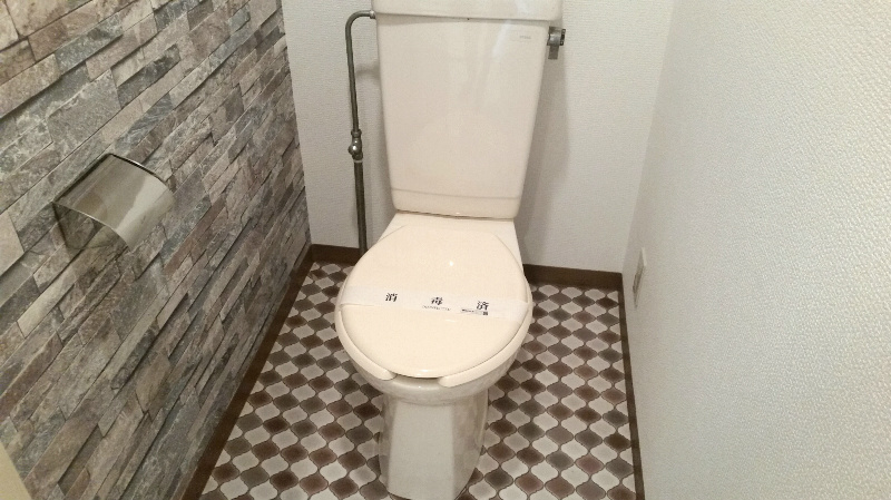 トイレ　同建物、他号室写真参照