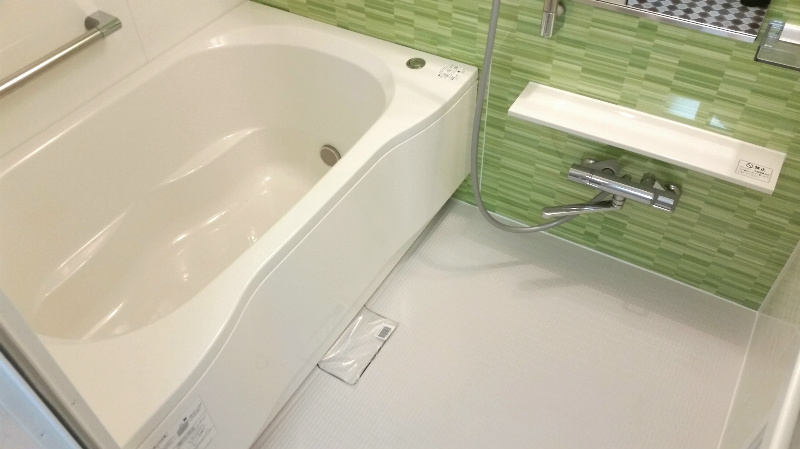 バス・シャワールーム　同建物、他号室写真参照