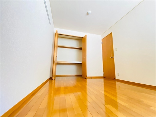 収納　同一建物内１０１号室内装写真転載