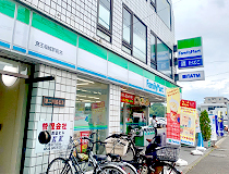 コンビニ　ファミリーマート 京王稲城駅前店（コンビニ）まで397m