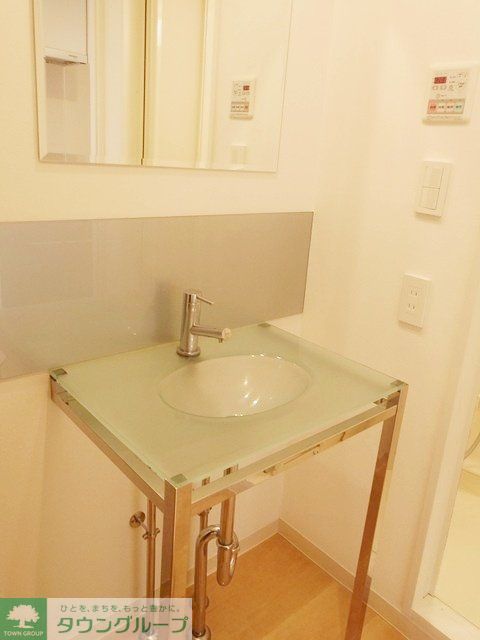 洗面設備　お部屋探しは株式会社　タウンハウジング　までお気軽にお問合…