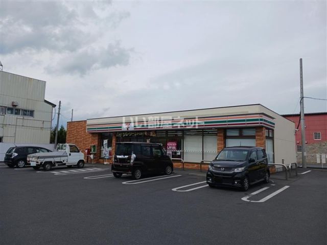 コンビニ　セブンイレブン 友部旭平店（コンビニ）まで605m