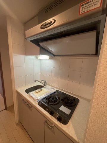 キッチン　(参考)同マンション同間取り他部屋の写真