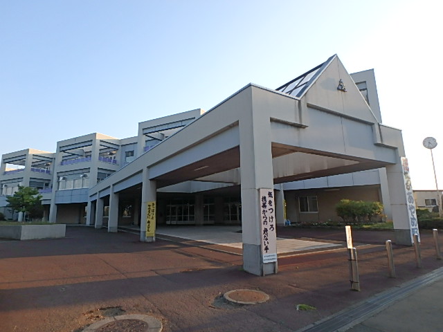 中学校　あやめ野中学校（中学校）まで215m