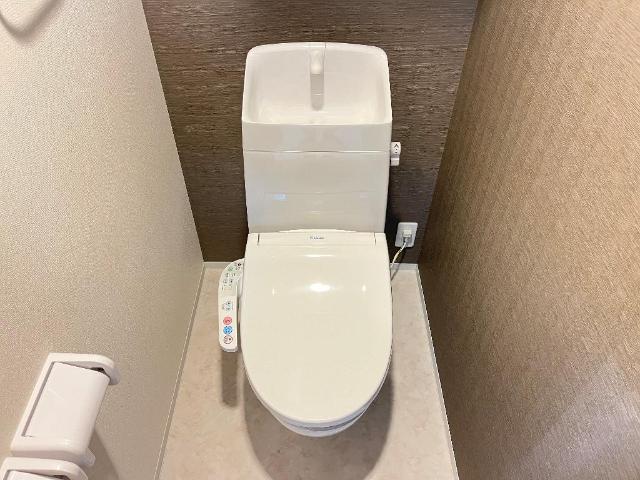トイレ　トイレ
