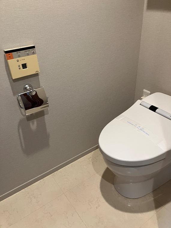 トイレ　清潔感のあるトイレです