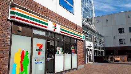 コンビニ　セブンイレブン北海道STサッポロファクトリー店（コンビニ）まで167m