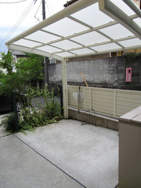 その他共有部分　屋根付き駐輪場