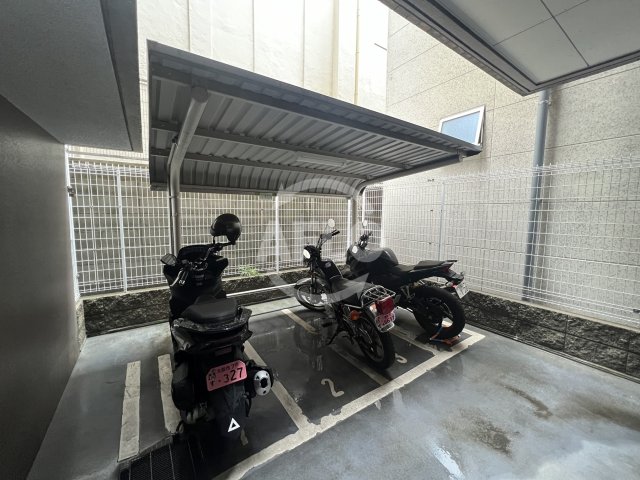 その他共有部分　ラナップスクエア福島　バイク置き場
