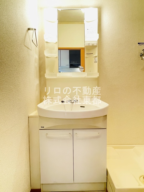 洗面設備　嬉しい洗面台は独立タイプ！