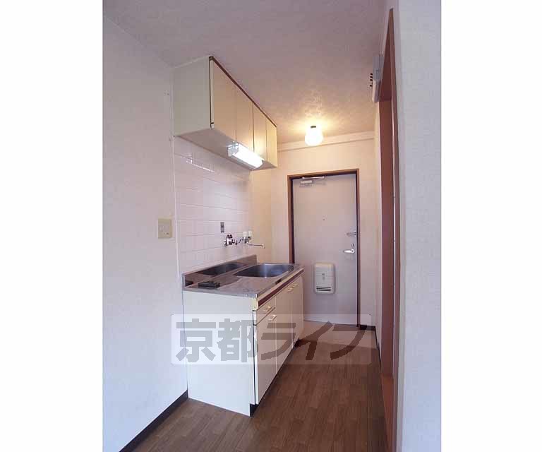 その他部屋・スペース　無駄のない廊下です。