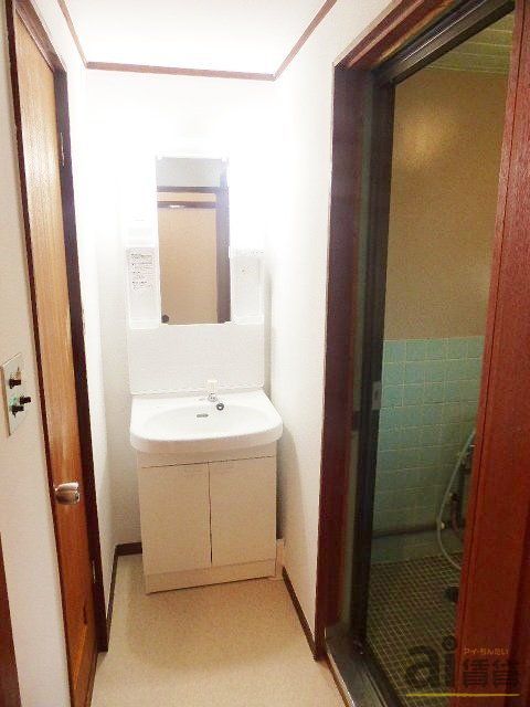 洗面設備　同仕様写真