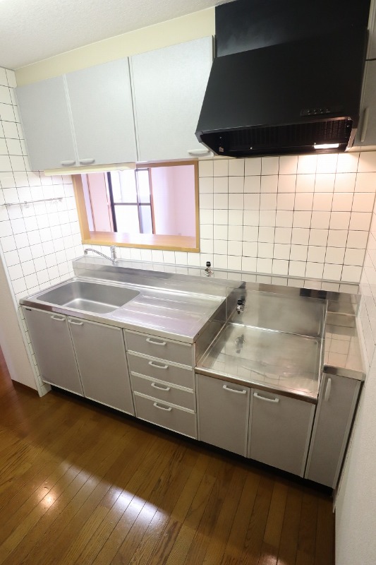 キッチン　※別部屋参考画像