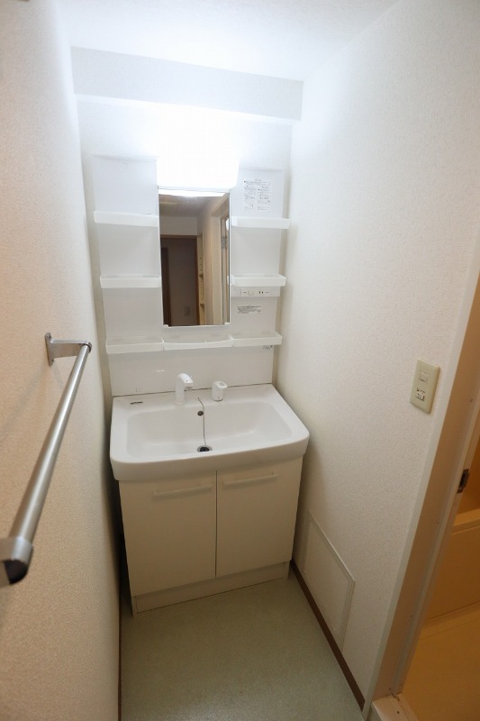 洗面設備　※別部屋参考画像