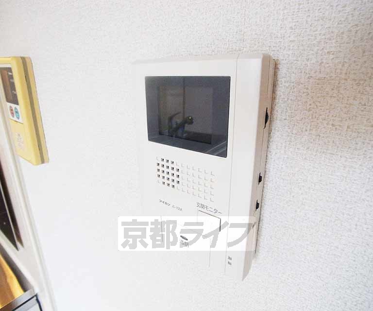 セキュリティ　２０１号室写真です　１ＬＤＫに改装されたお部屋です