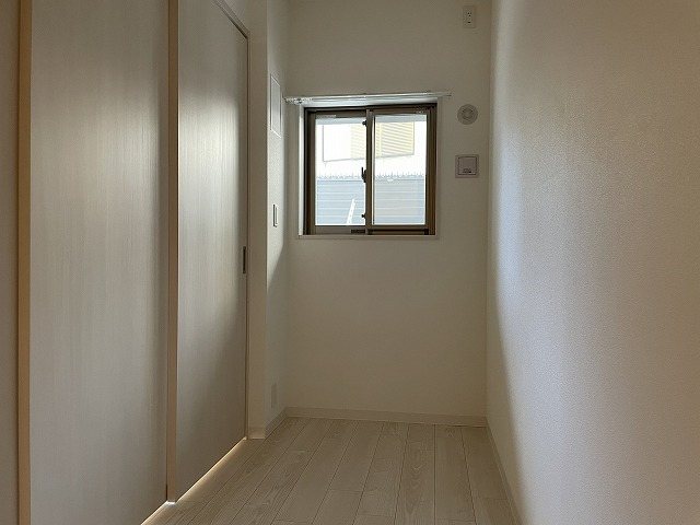その他部屋・スペース　3.4帖の洋室