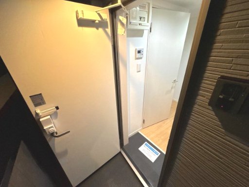 玄関　同一仕様写真