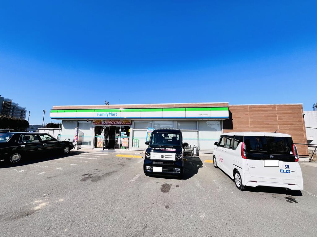 コンビニ　ファミリーマート西東京南町店（コンビニ）まで271m