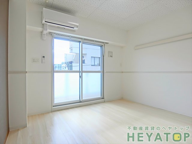 その他部屋・スペース　洋室１０.８帖（同仕様写真）