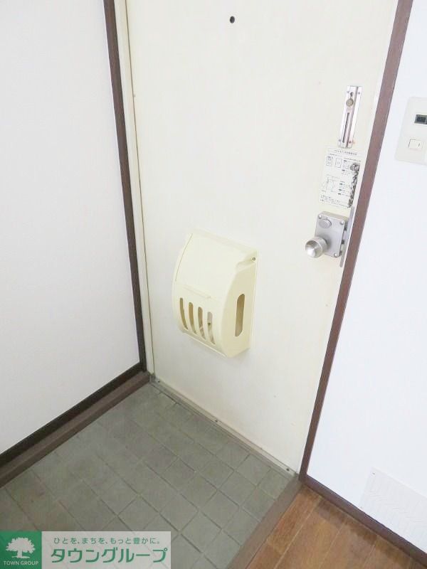 玄関　※別室参考画像