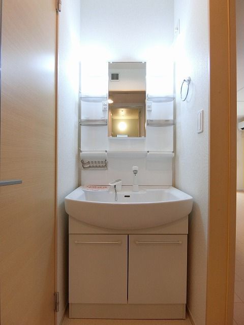 洗面設備　図面と現状に相違がある場合には現状を優先