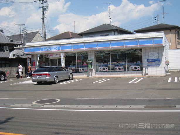 コンビニ　ローソン（コンビニ）まで710m