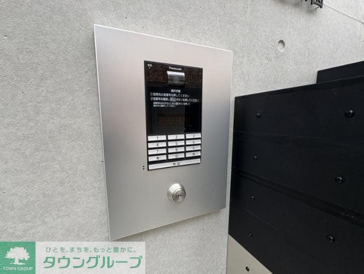 エントランス　エントランス