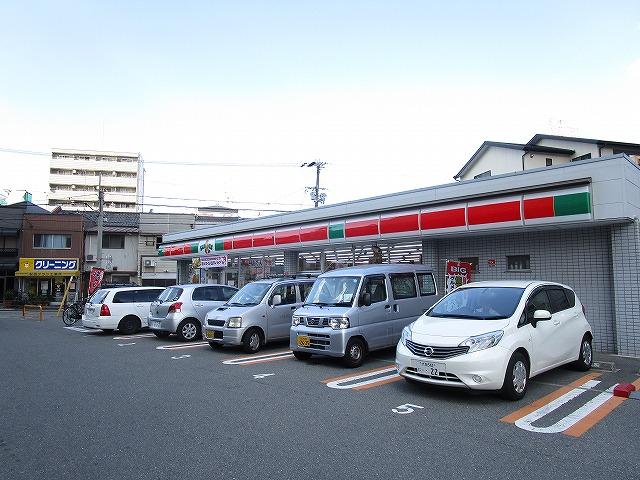 コンビニ　サンクス（コンビニ）まで175m