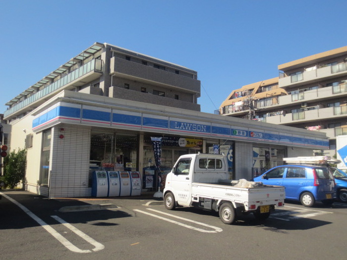 コンビニ　ローソン 藤沢湘南台店（コンビニ）まで158m