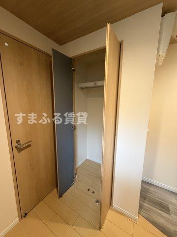 収納　同仕様　反転の場合あり
