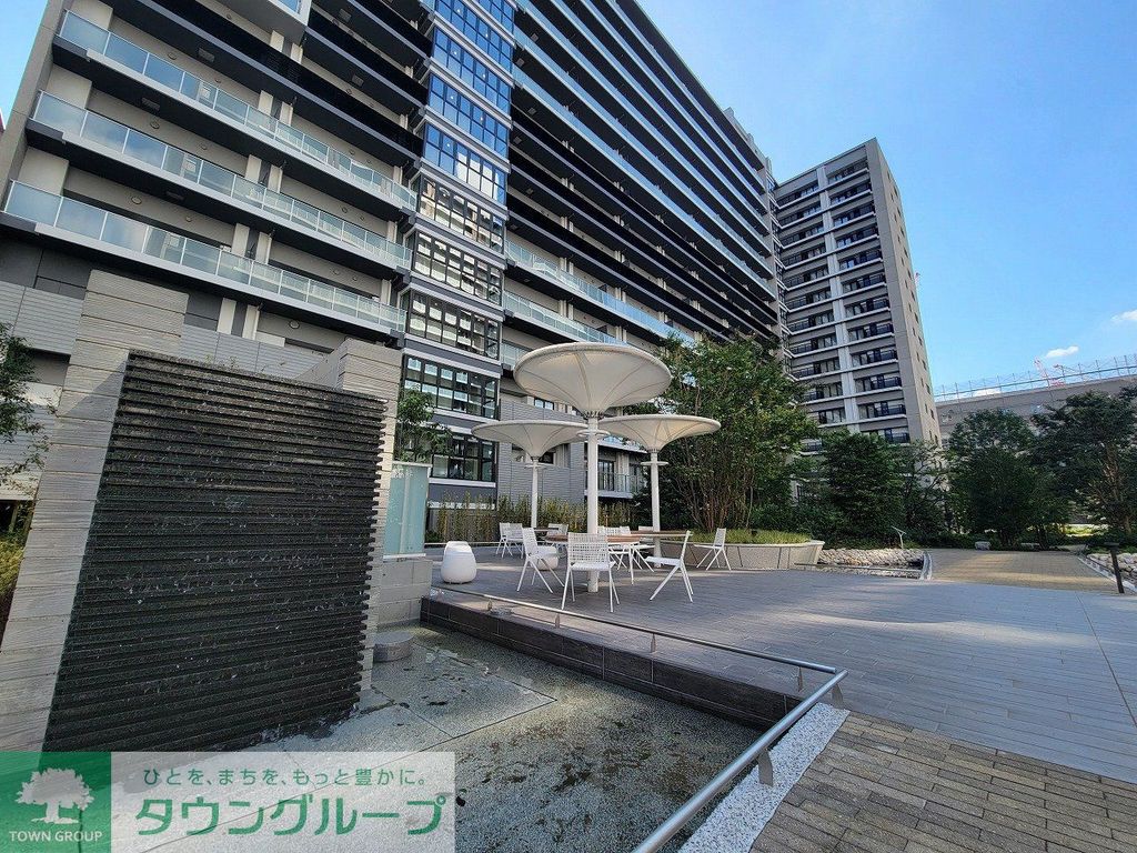 エントランス　お問合せは(株)タウンハウジングレジデンス事業部【03-…