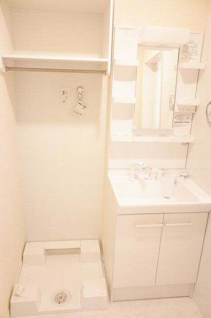 洗面設備　※別部屋の参考写真です。現状優先となります。