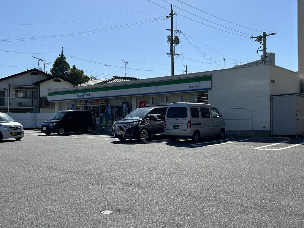 コンビニ　ファミリーマート深川五丁目店（コンビニ）まで570m