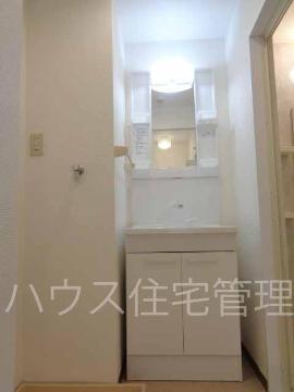 洗面設備　洗髪洗面化粧台